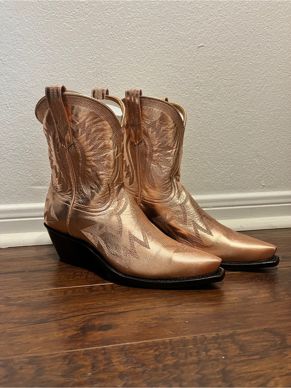 Metallic Rose Gold Miron Crosby Maggie Boots